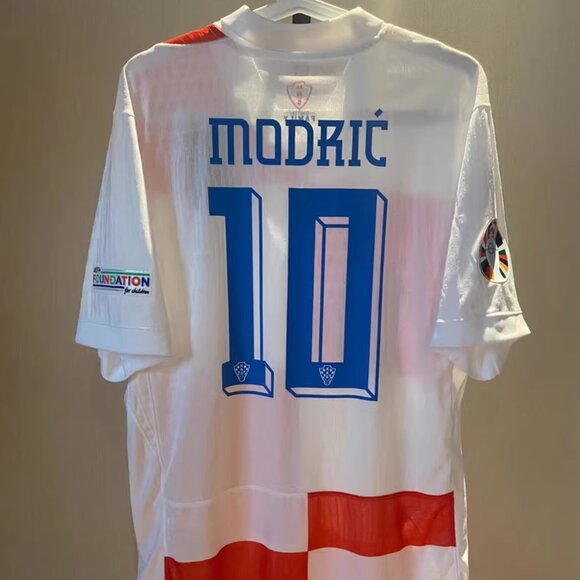Croatia National Team Luka Modrić #10 - Picture 1 of 6
